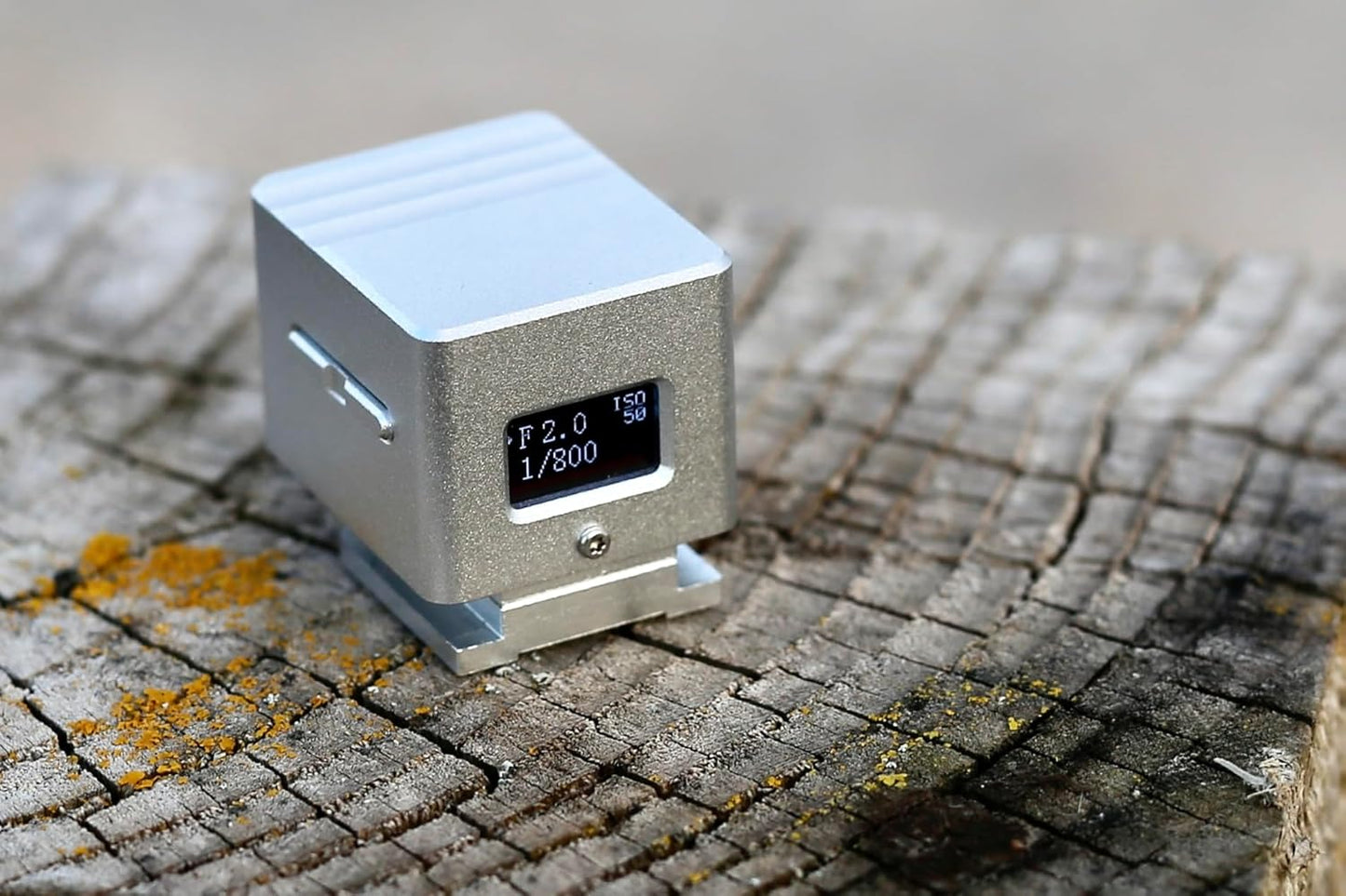 Digitaler Belichtungsmesser, Monitor Rückseite silber