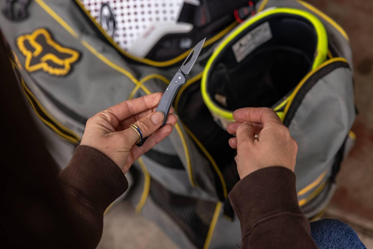 LST Mini Taschenmesser mit Zugband, Grau