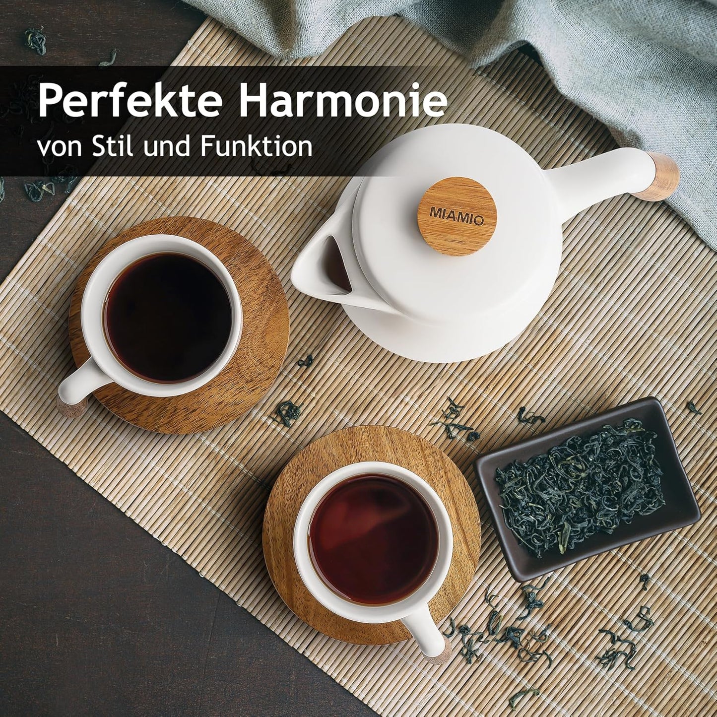 Teekanne mit 4 Teetassen und Untersetzern, Weiss