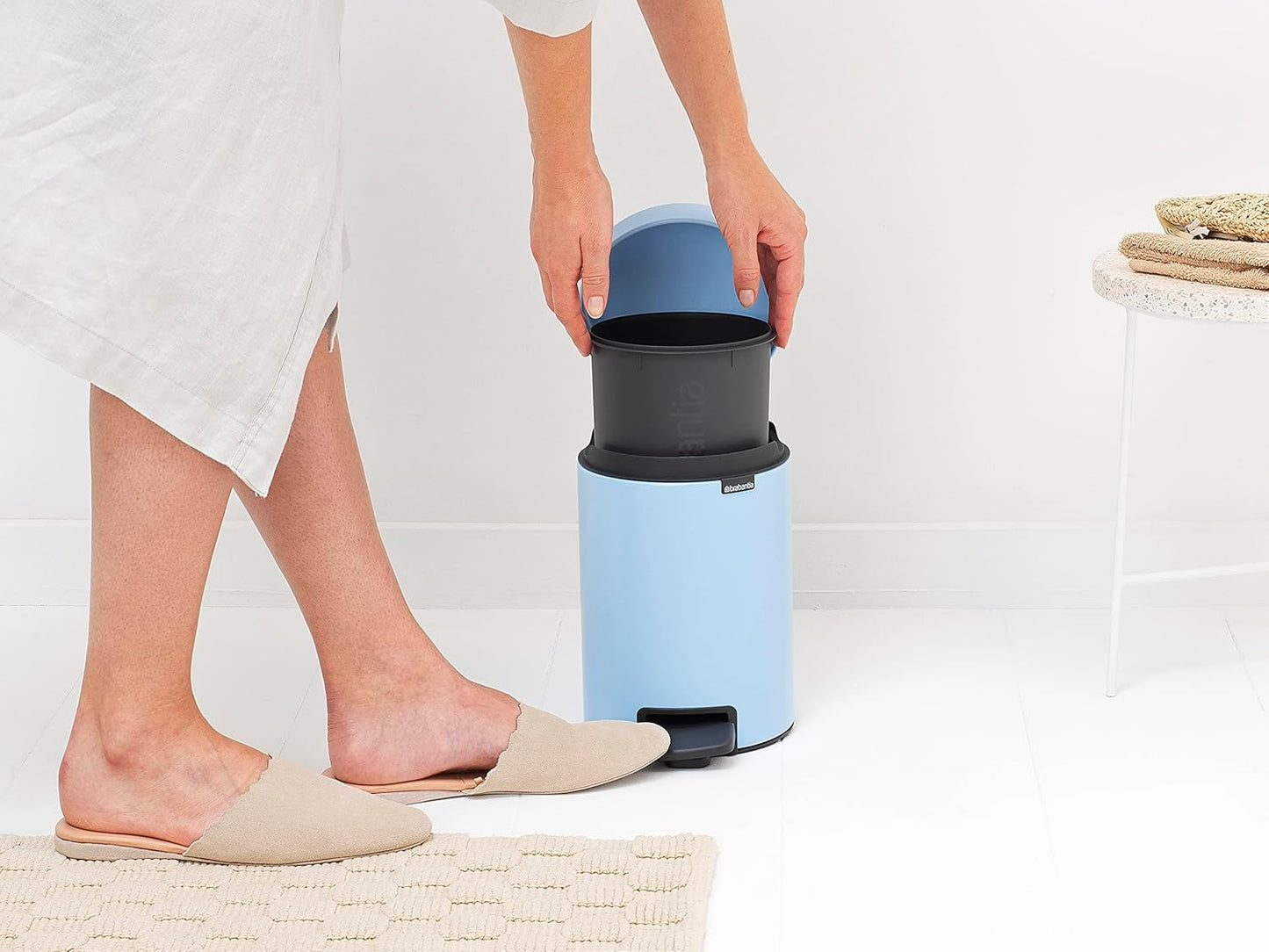 Treteimer mit leiser Schliessfunktion, 3 Liter Dreamy Blue