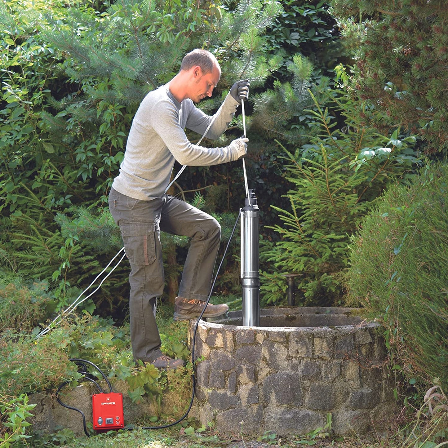 Tiefbrunnenpumpe GC-DW 1300 N, Tauch- / Druckpumpe, 65 m Förderhöhe