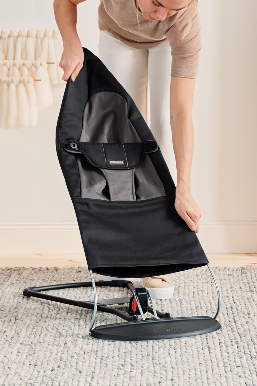 Babywippe Balance Soft, Gewebt/Jersey Schwarz/Dunkelgrau