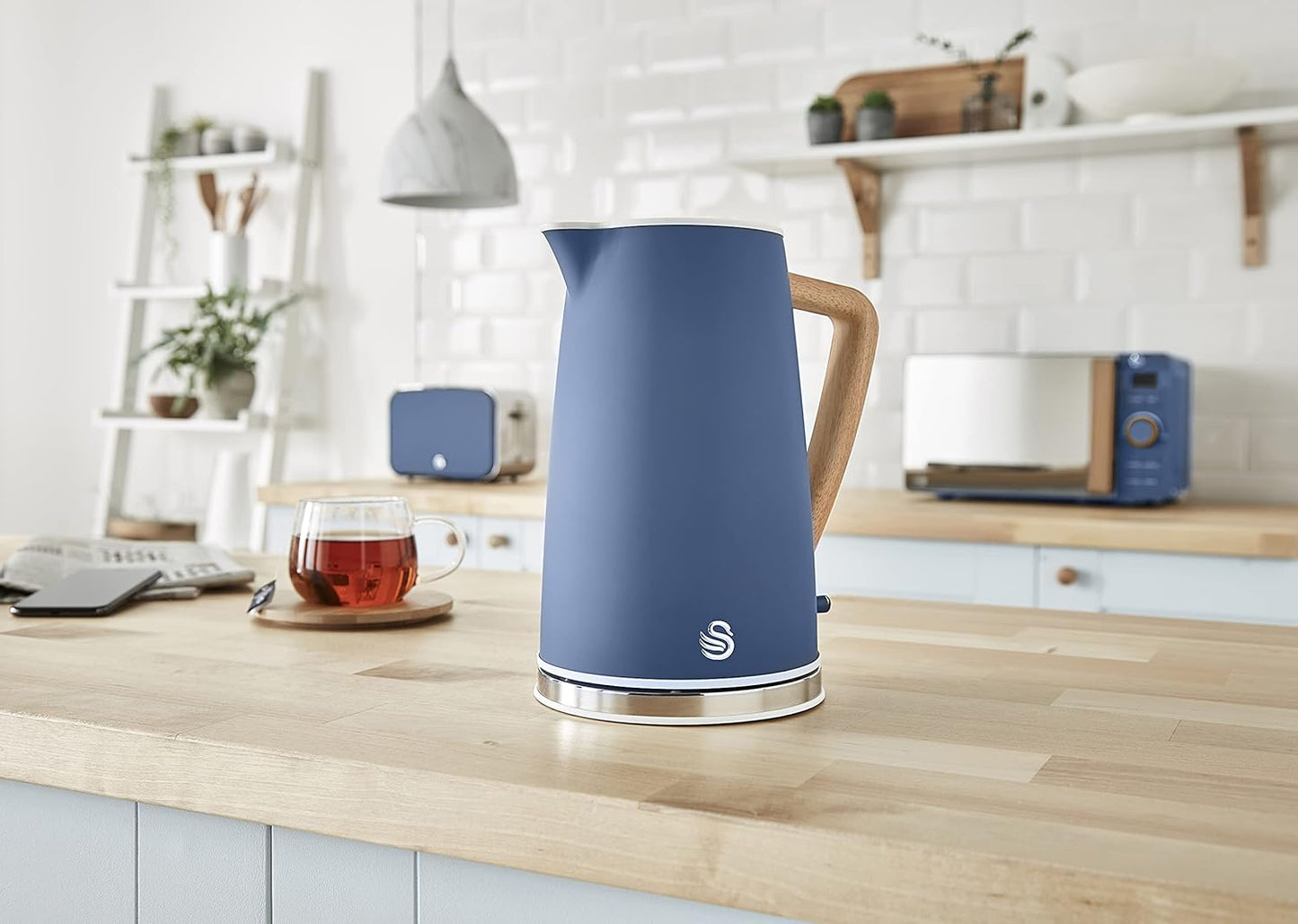 Nordic Ultra Wasserkocher mit Holzgriff