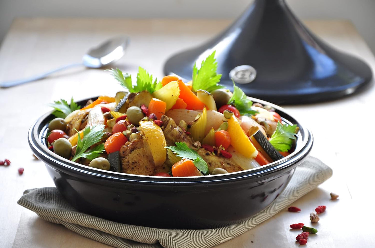 Keramik Tajine, Zeichenkohle