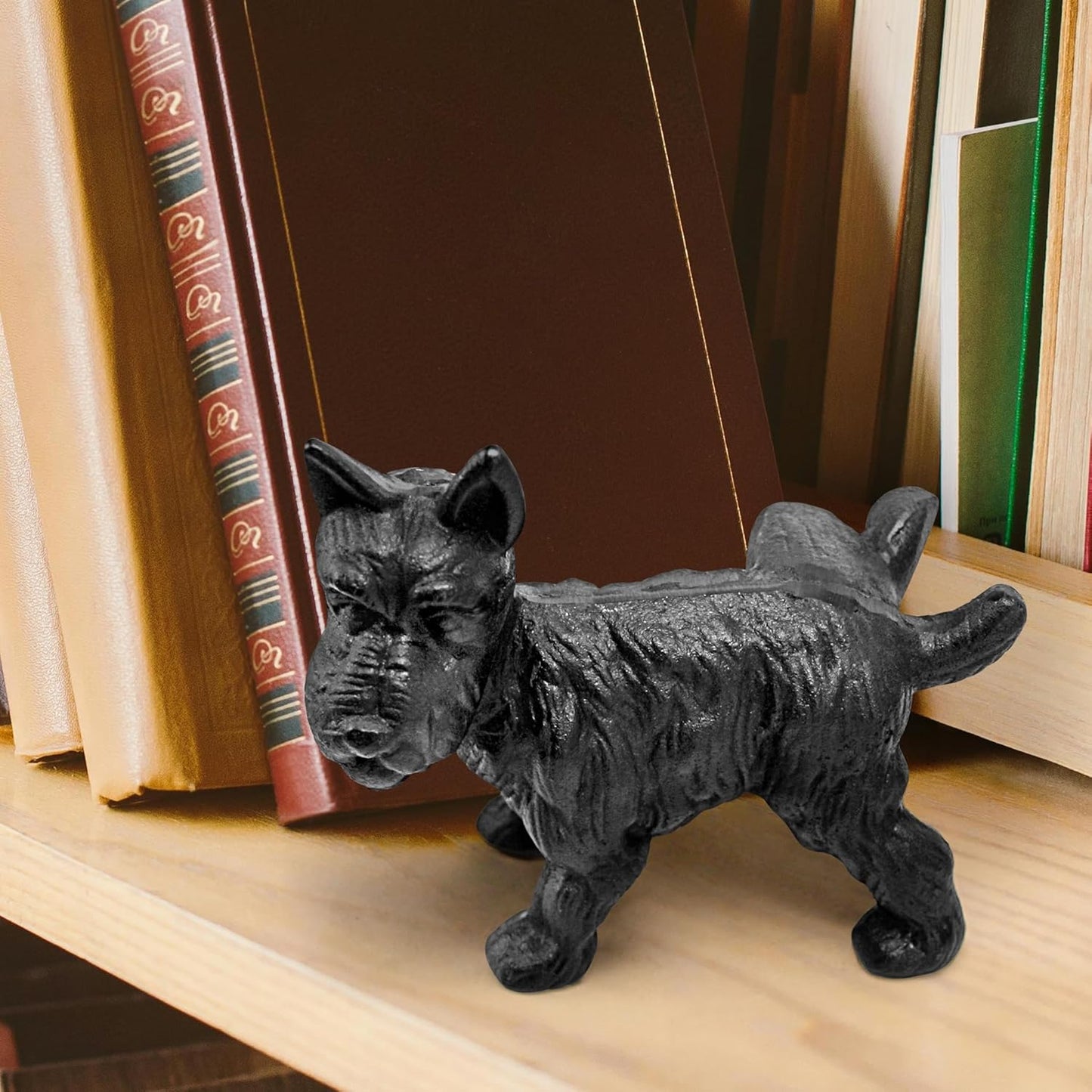 Pinkelnder Hund Buchstütze & Türstopper, Frecher pinkelnder Hund