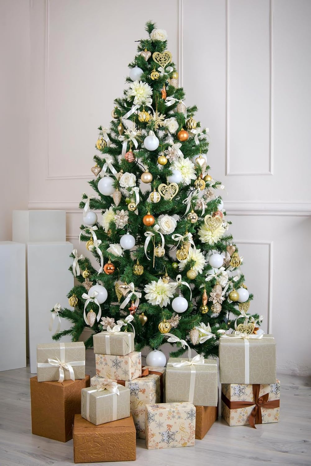 Künstlicher Weihnachtsbaum mit Lamettablättern, 150 cm Grün