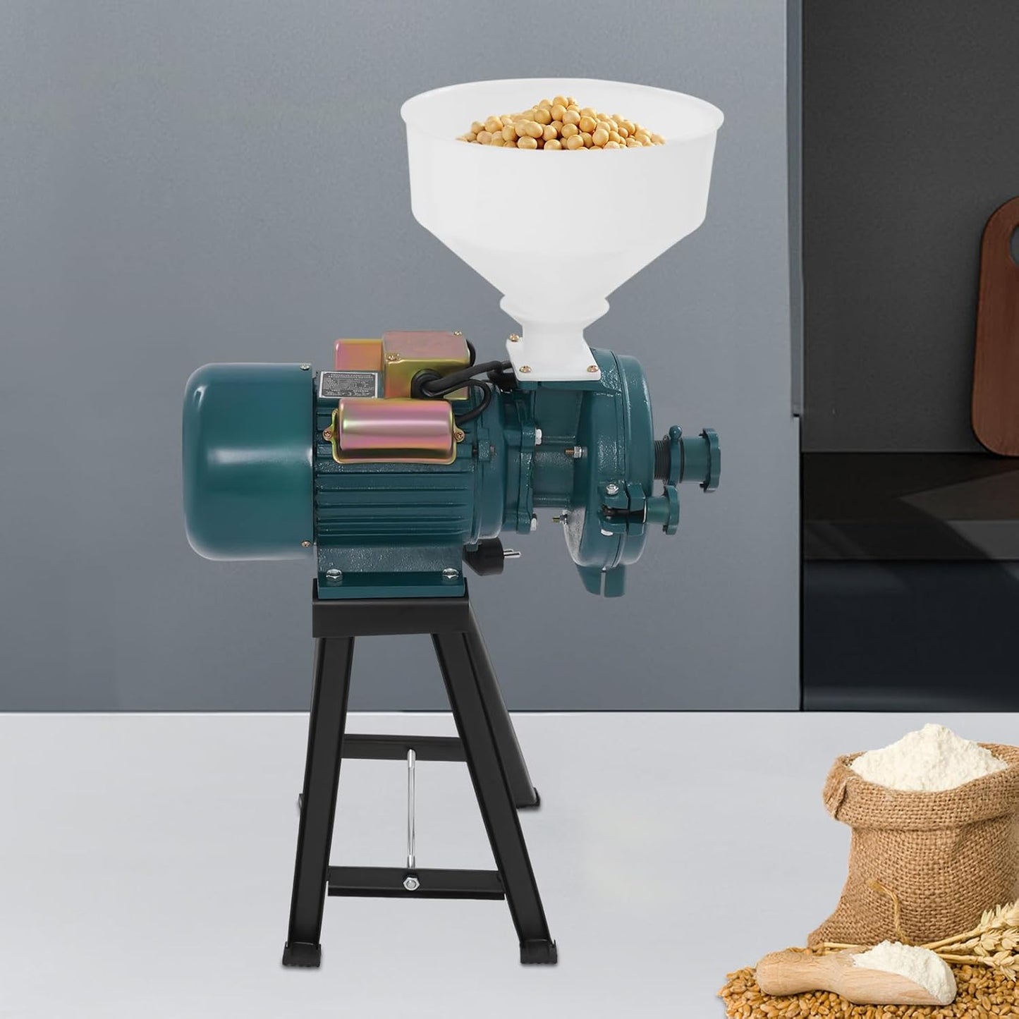 Elektrische Getreidemühle mit Mahlgradeinstellung