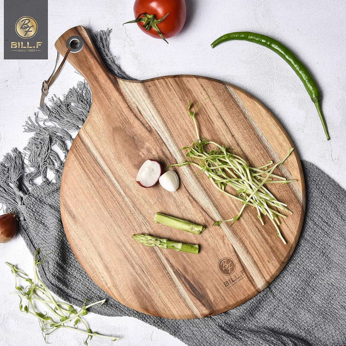 Pizzateller & Pizzabrett aus Akazienholz, 40.6L x 30.5B cm