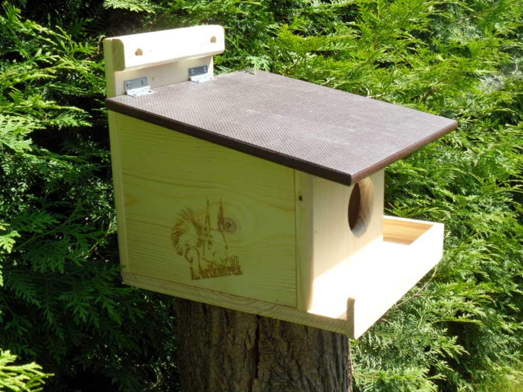 XXXL Eichhörnchenhaus aus Vollholz, von Hand Imprägniert