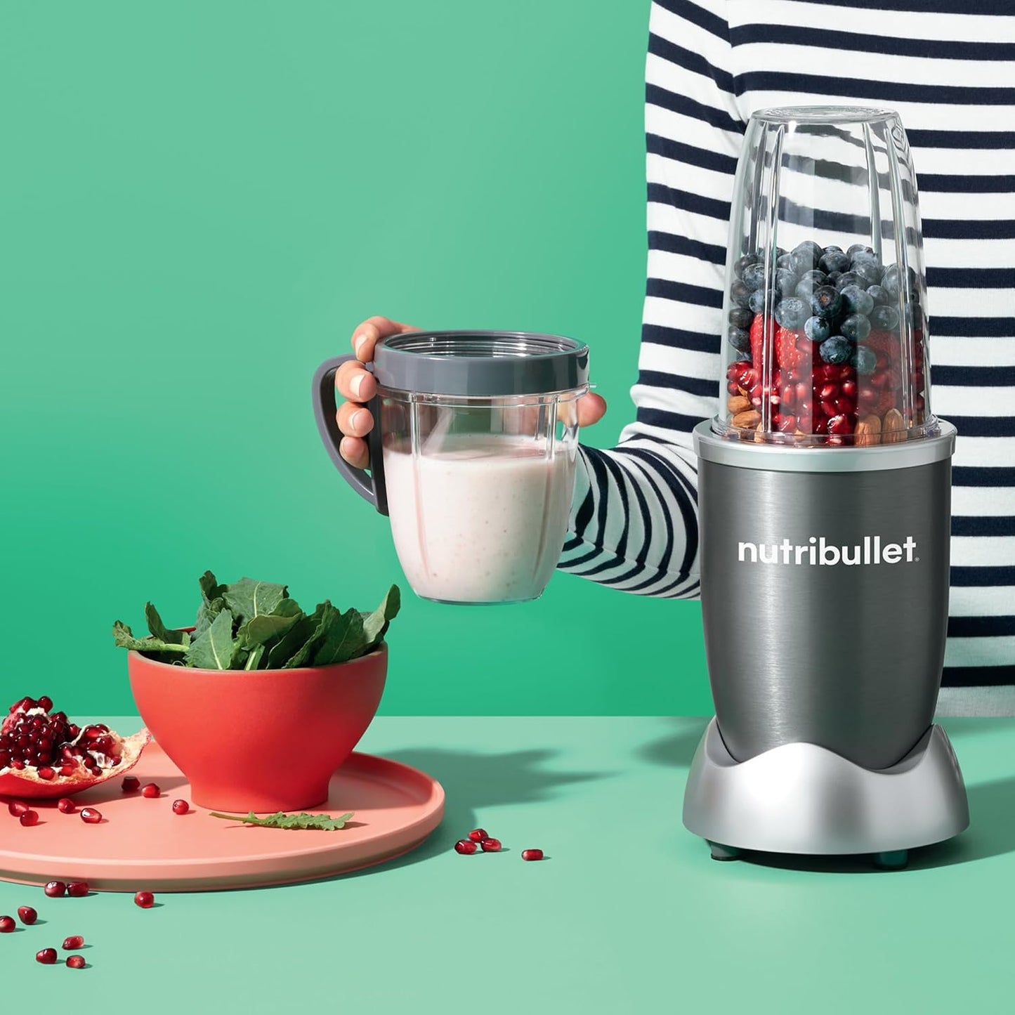 Smoothie Maker mit Zubehör, Verpackung mit Zubehör / Grau