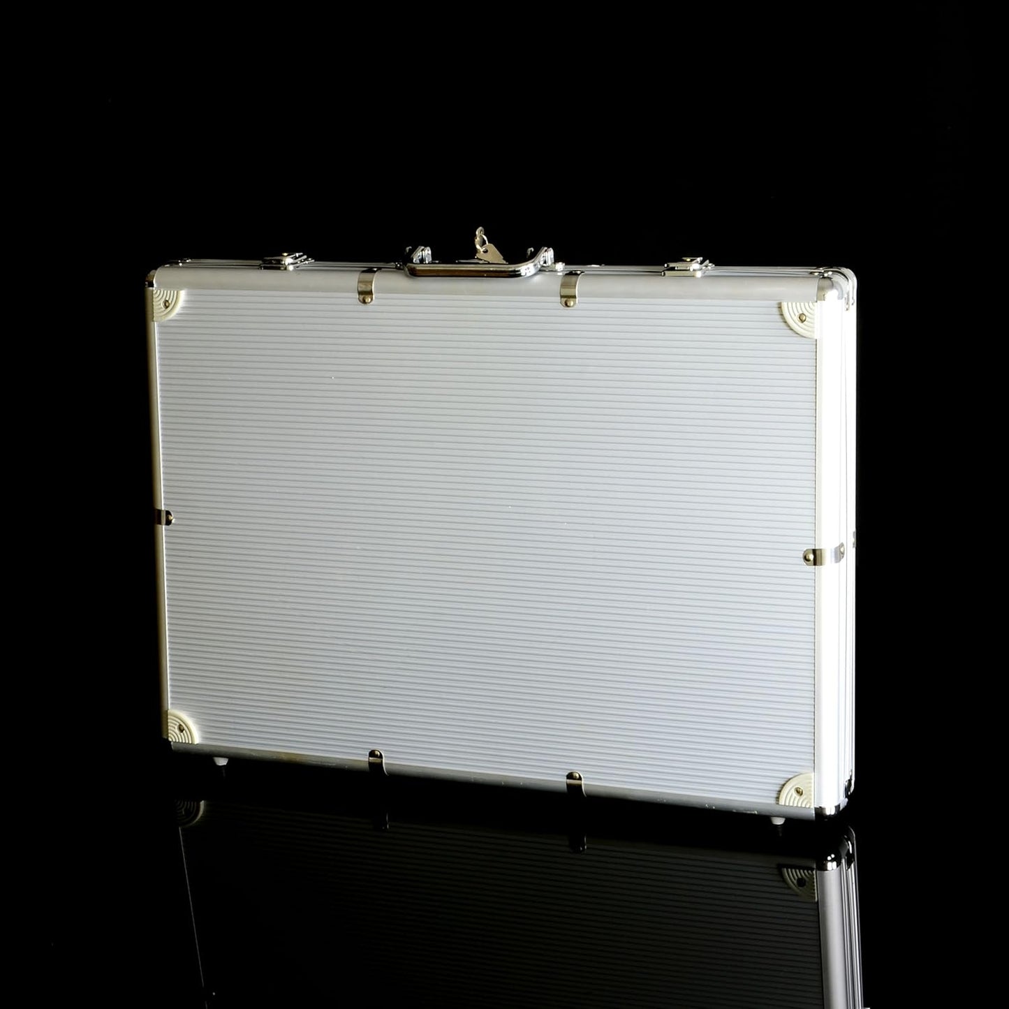 Pokerkoffer Set mit 1000 Laserchips und Zubehör