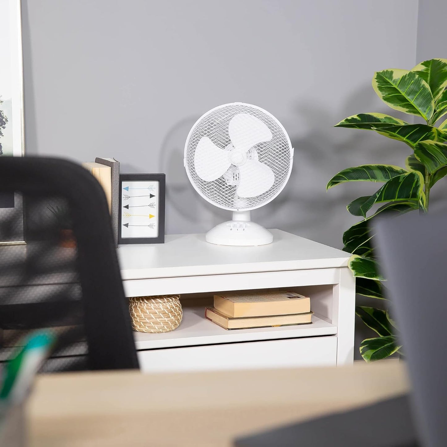 Tischventilator mit Weitwinkel-Schwenkfunktion