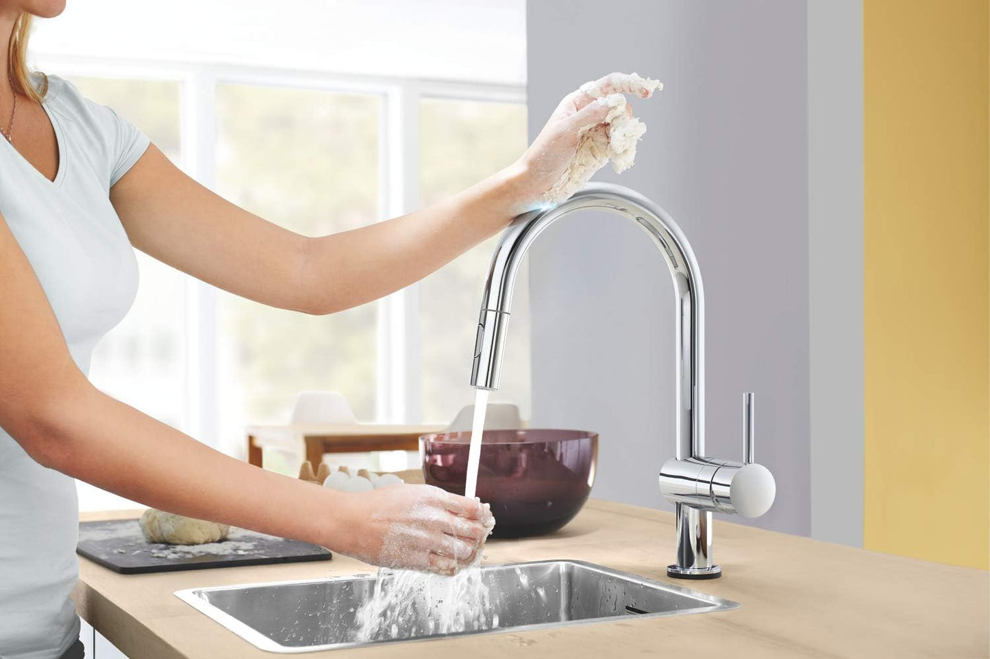 Minta Touch Elektronische Spültischarmatur mit Dual-Spülbrause, C-Auslauf Touch: Wasser-Aktivierung durch Berührung herausziehbare Dual Spülbrause Chrom