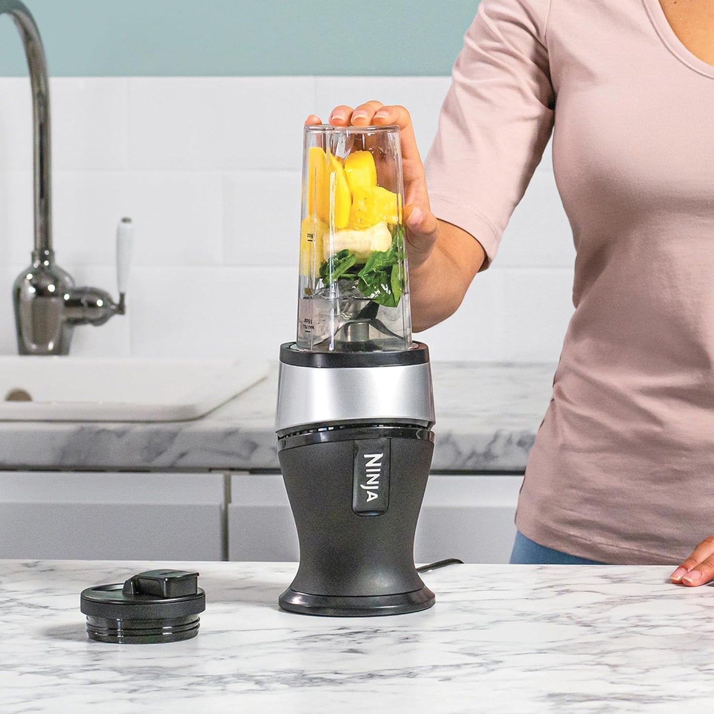 Smoothie Maker QB3001EUS mit 2 Bechern