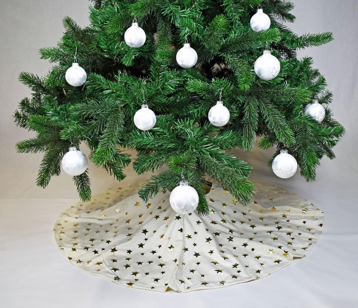 Kuschlige runde Christbaumdecke, Beige / Sterne
