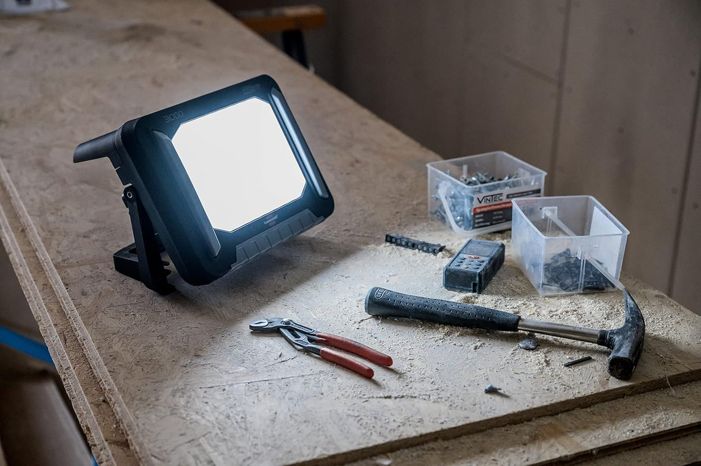 Multi Battery Led Akku Baustrahler 3000 MA, Akkubetrieb Single