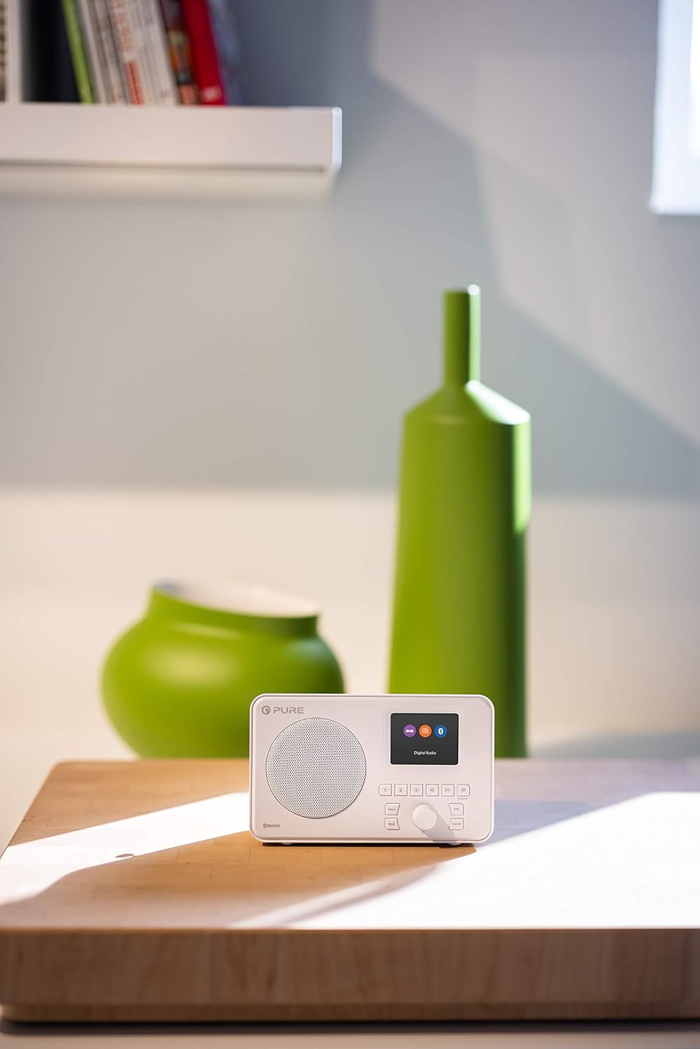 Tragbares DAB+ Radio mit Bluetooth und Display, Weiss Elan One