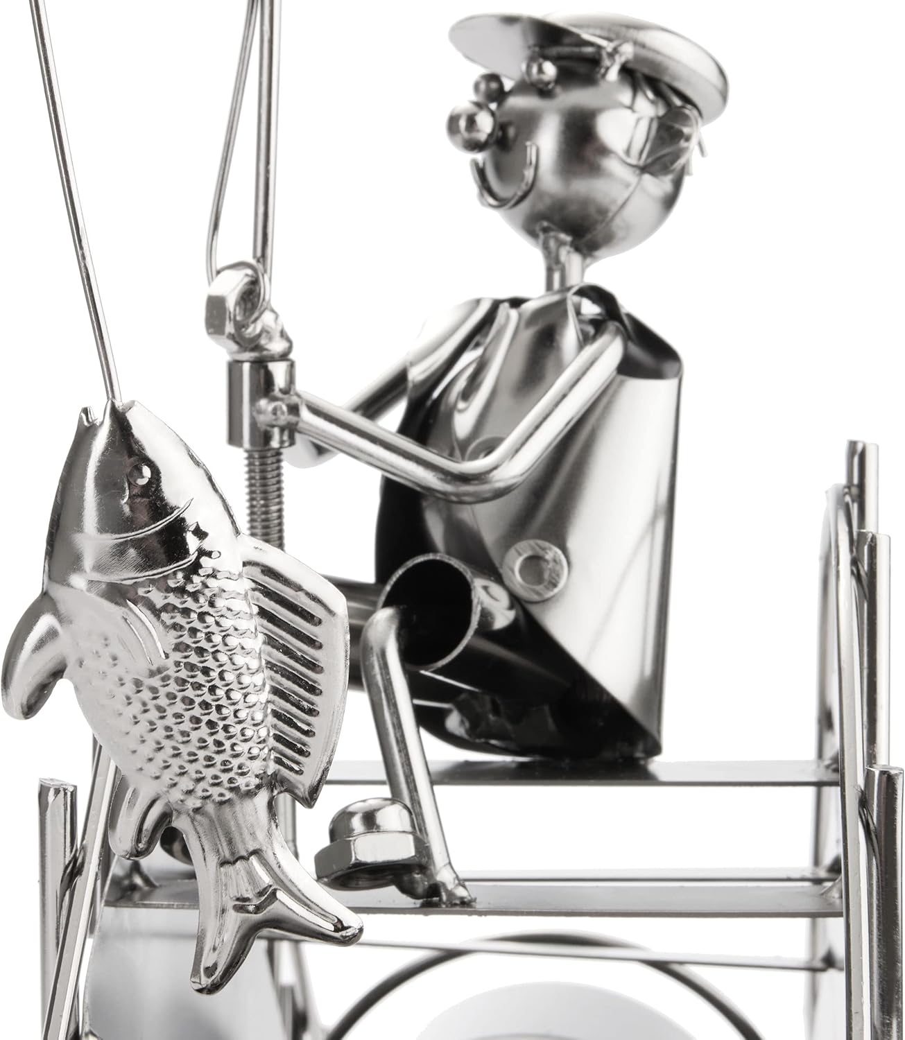 Flaschenhalter Angler auf einer Brücke