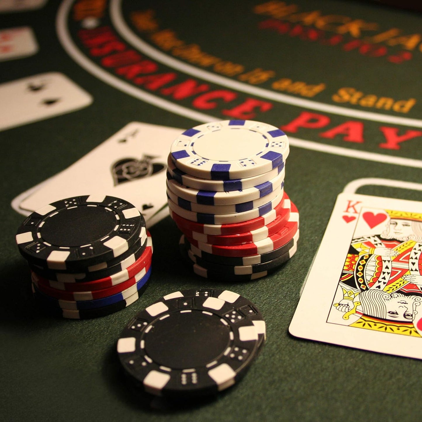 Pokerkoffer mit 300 Chips