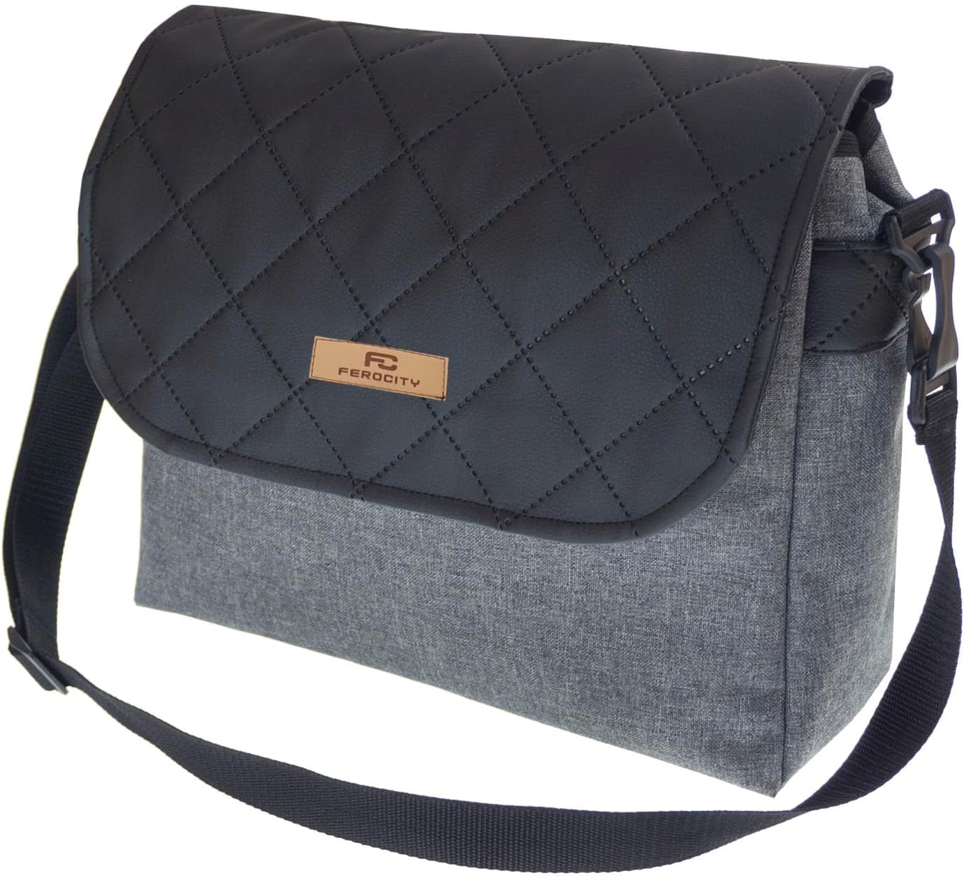 Wickeltasche mit Kinderwagenbefestigung