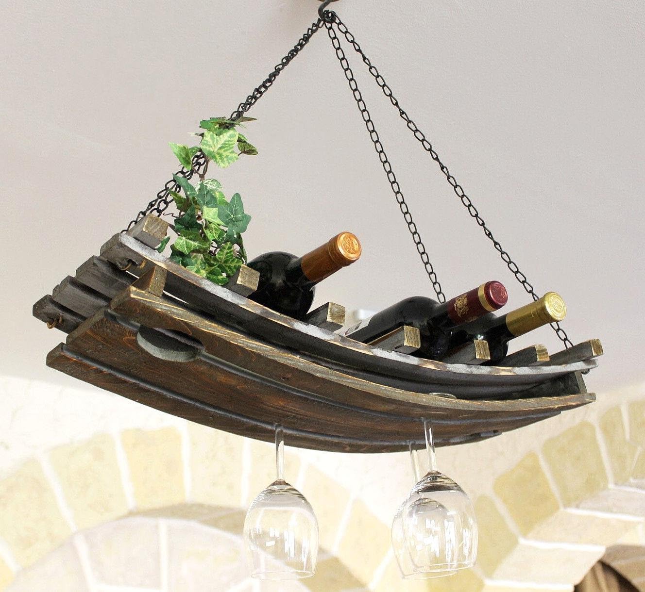 Weinregal mit Glashalter für die Deckenmontage