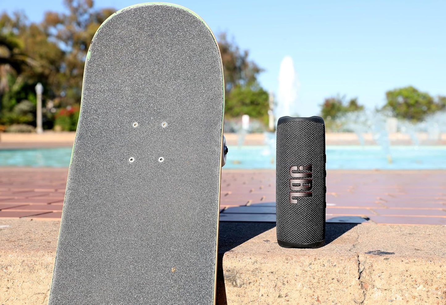 Tragbarer Bluetooth-Lautsprecher Flip 6