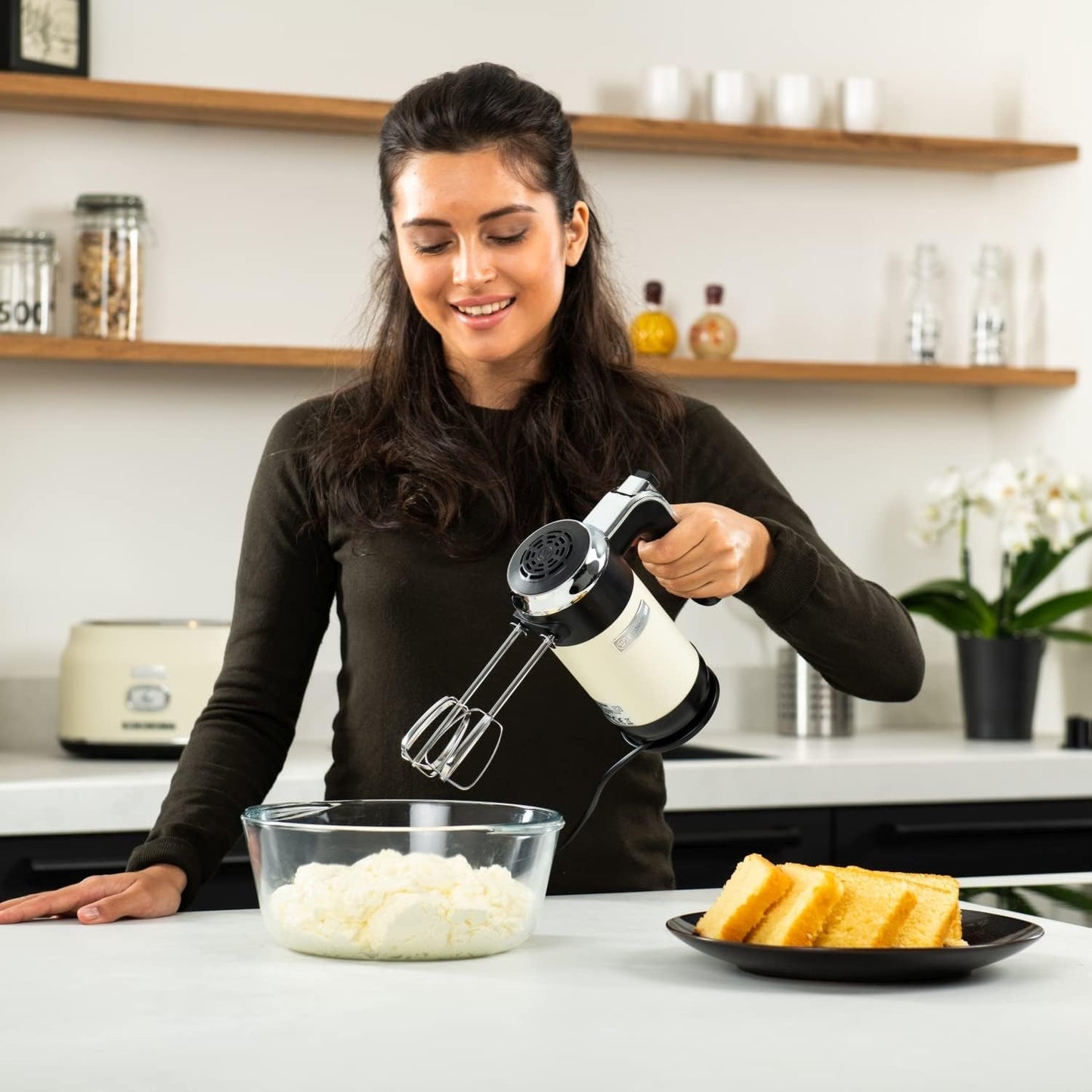 Retro Handmixer mit 5 Geschwindigkeiten + Timer, Weiss