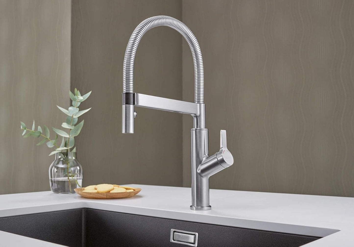 522407 SOLENTA-S Senso UltraResist S Küchenarmatur, Sensor Hebel rechts Pvd Steel