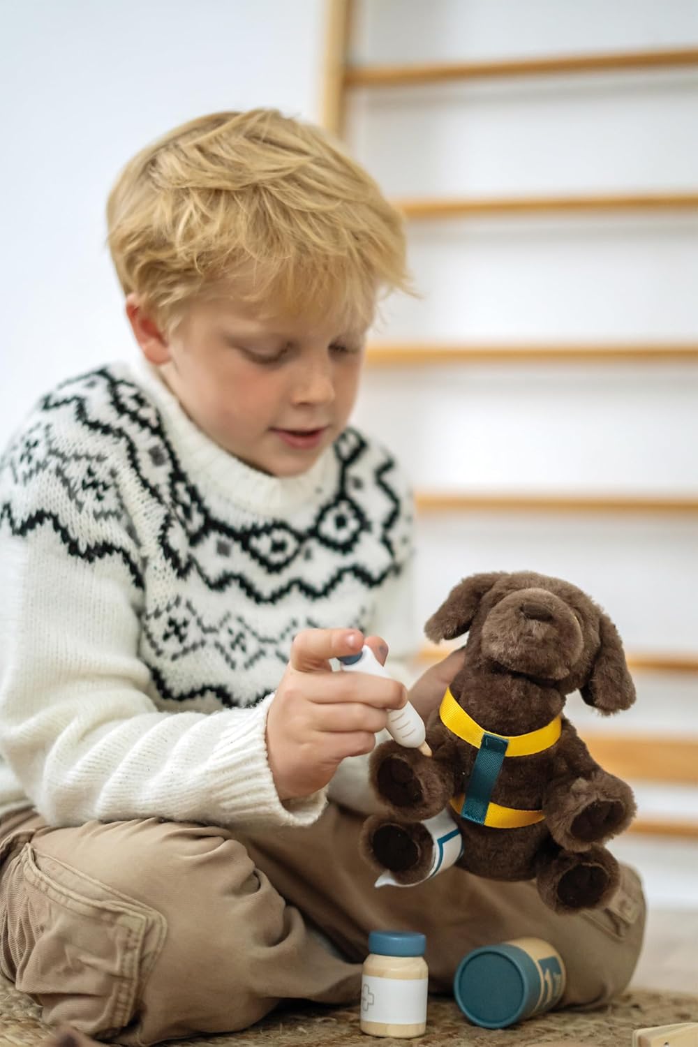 Hund mit Tasche und Pflege-Set, Hund