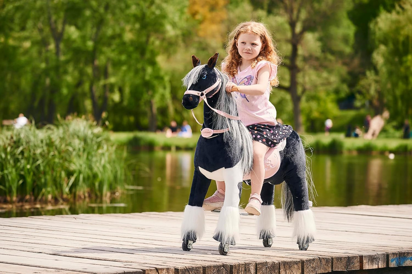 Spielpferd mit Rollen und Zubehör (5-12 Jahre), Domino Pink M (5-12 Jahre)