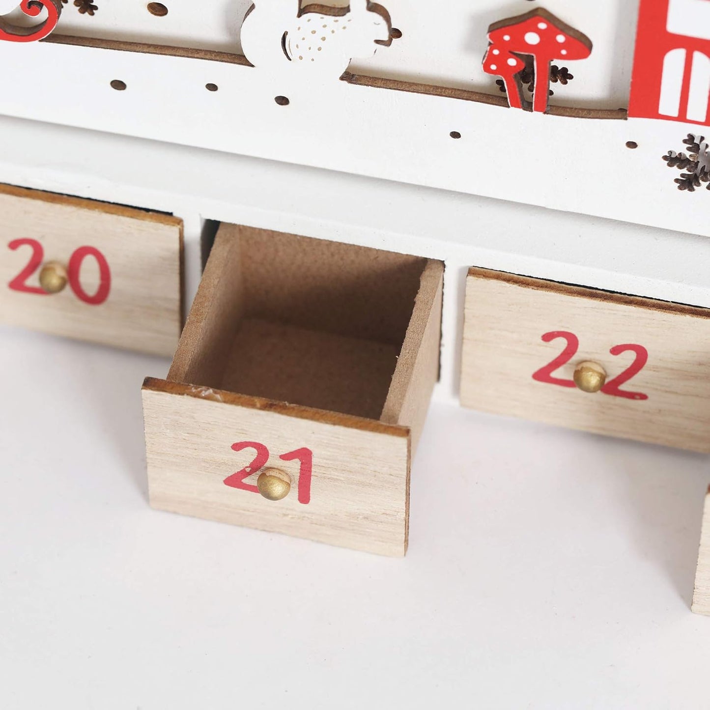 Adventskalender aus Holz zum Befüllen, Weihnachtsmann im Wald mit LED Beleuchtung