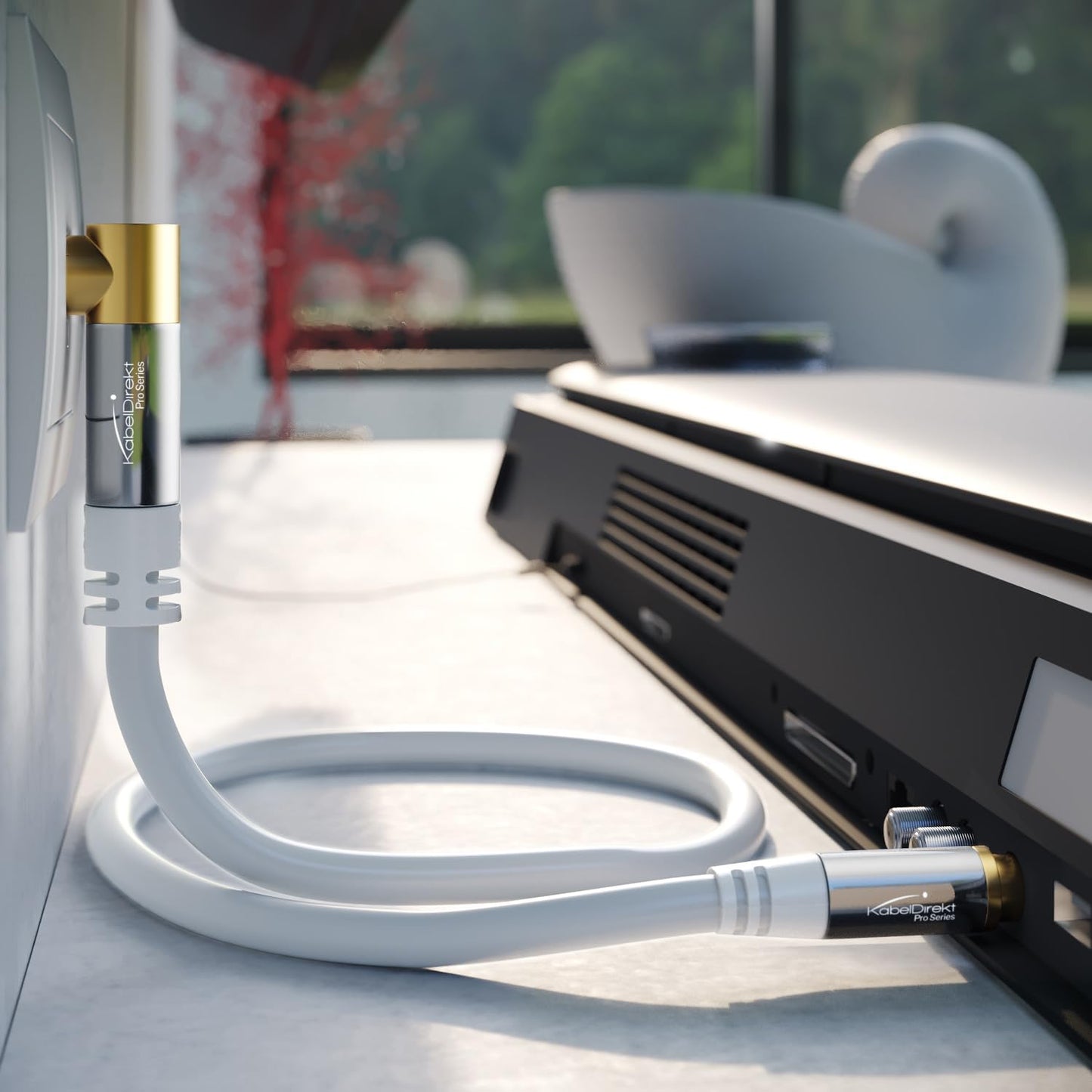 4K Antennenkabel, Koaxialkabel 90°/gerade, Weiss 7,5m