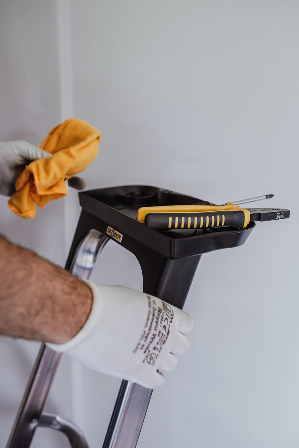 PRO Serie - Trittleiter mit Ablage, klappbar, 5 Steps
