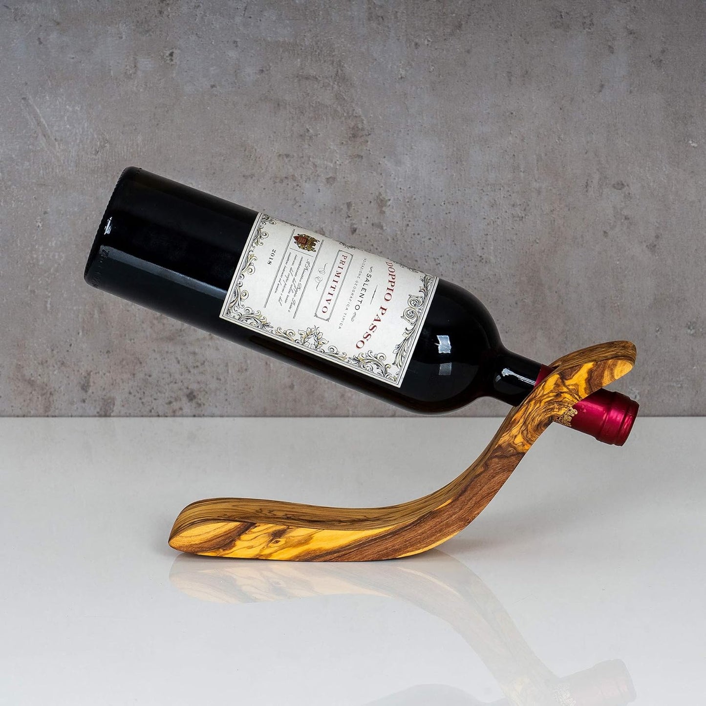 Weinflaschenhalter aus Olivenholz, Variante 2