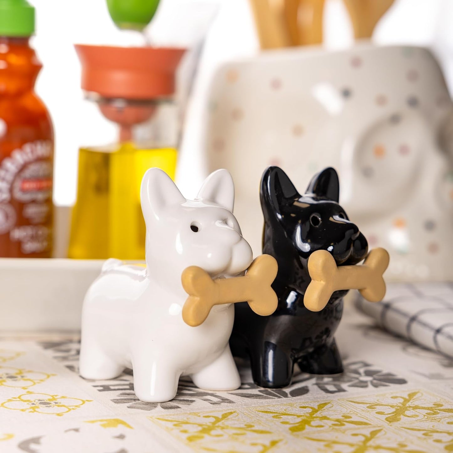 Salz- und Pfefferset im Hundedesign, Hunde, Schwarz und Weiss