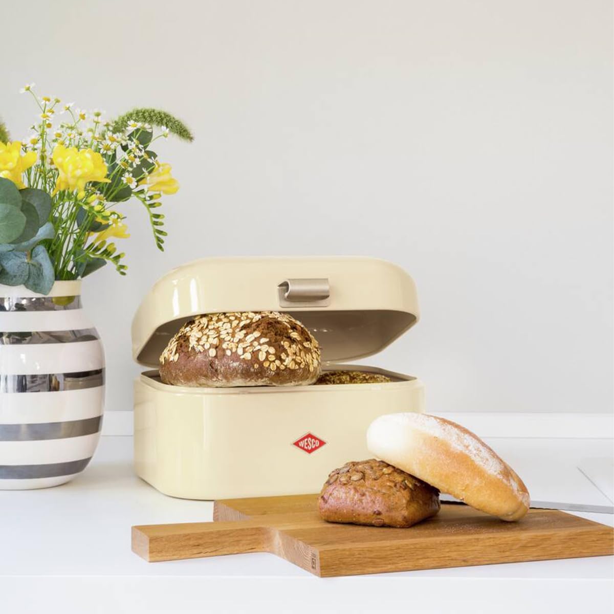 Single Grandy Brotkasten aus pulverbeschichtetem Stahl, Rot