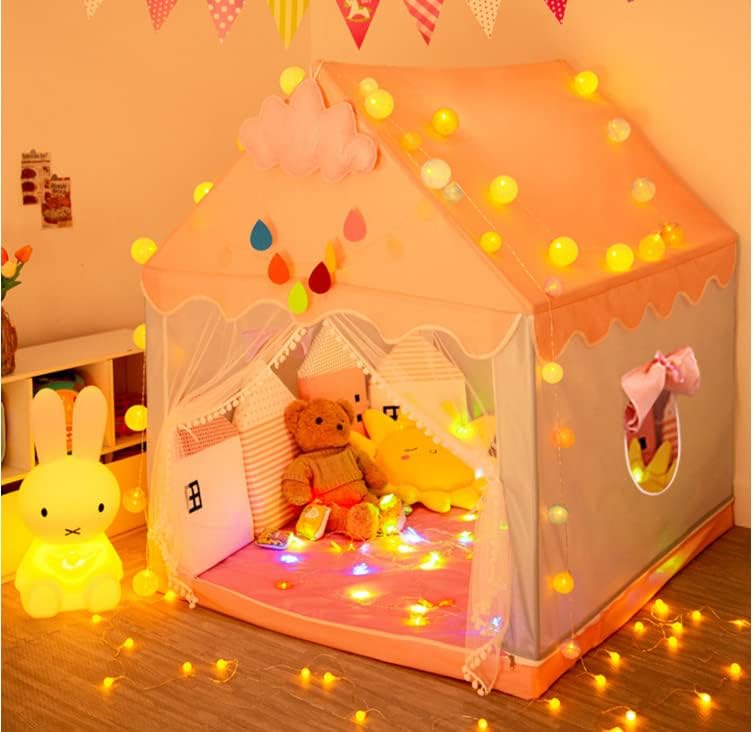 Kinderzelt mit Lichterkette