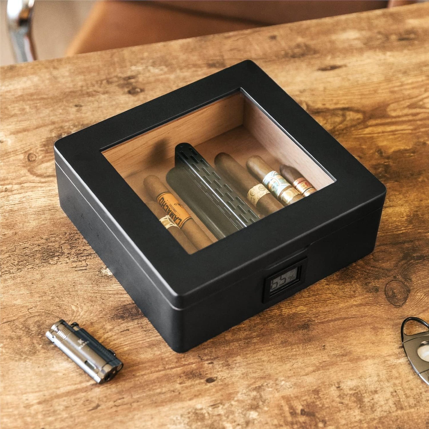 Humidor, Schwarz