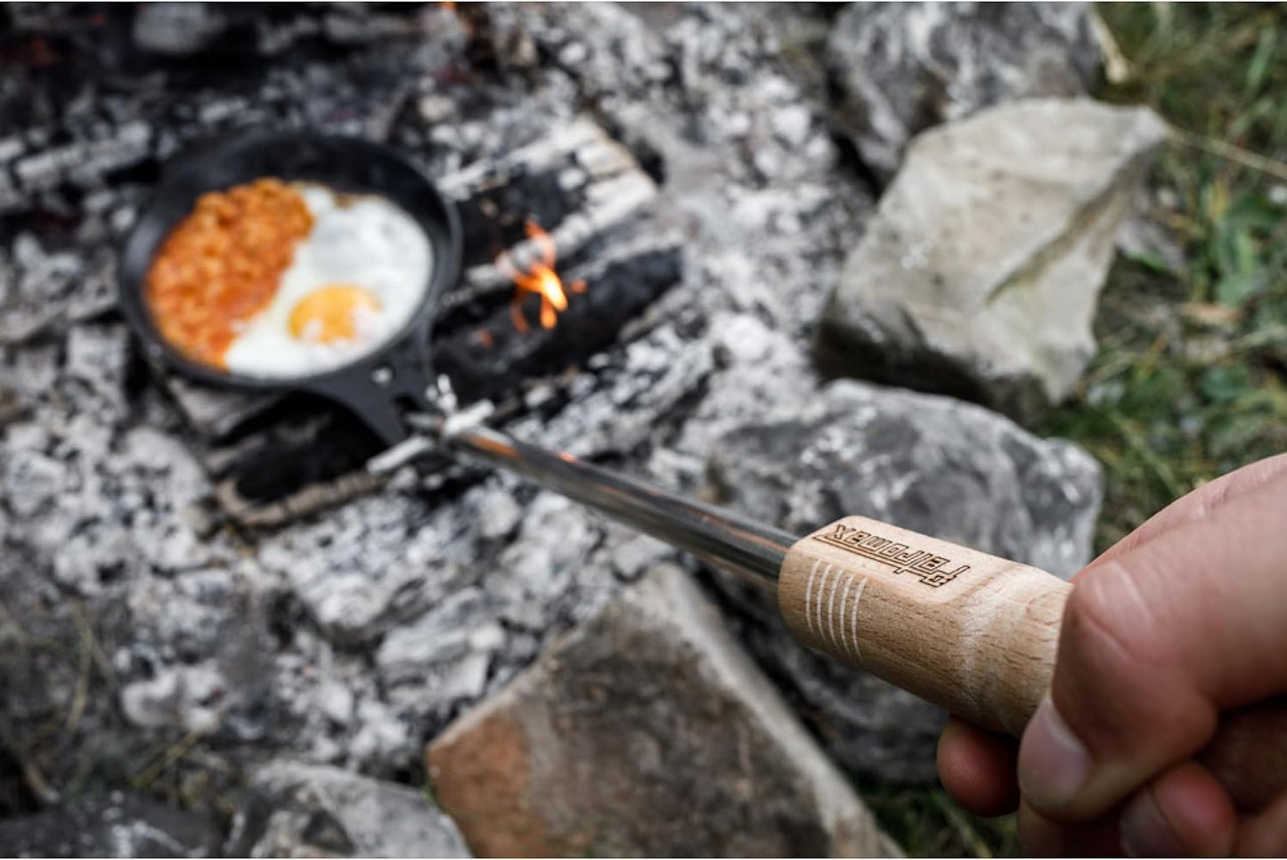 Lagerfeuerpfanne, Pfanne mit Teleskopstil