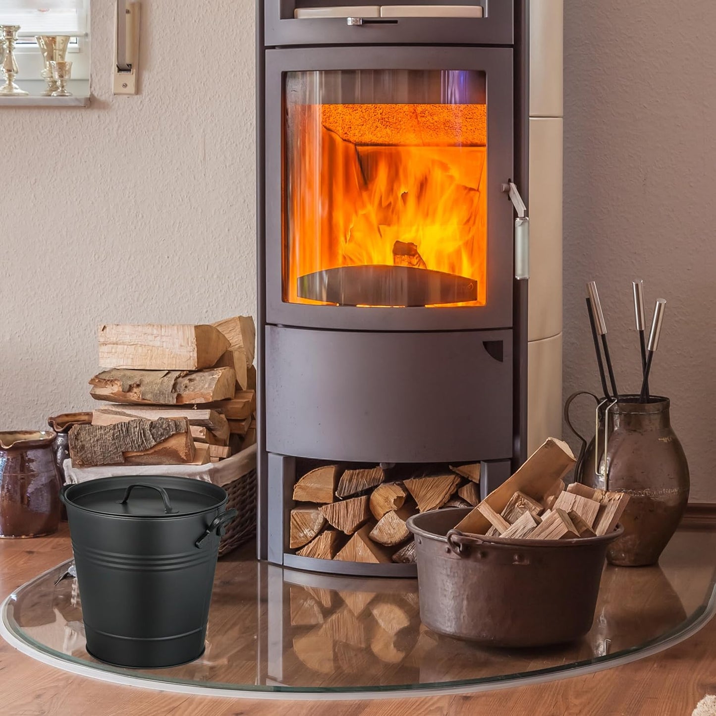 Ascheeimer mit Deckel