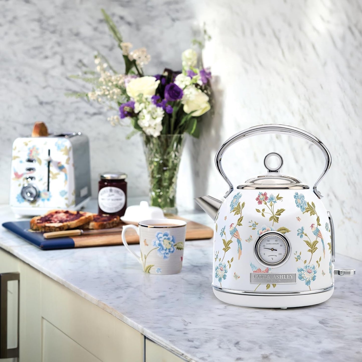 Elektrischer Wasserkocher und 4-Scheiben-Toaster Set, Elveden Weiss Elektrischer Wasserkocher und 4-Scheiben-Toaster