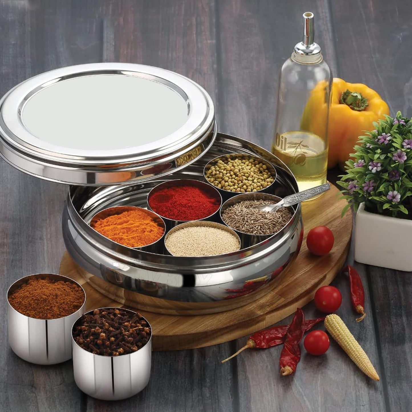 Masala-Gewürzbox mit Löffel