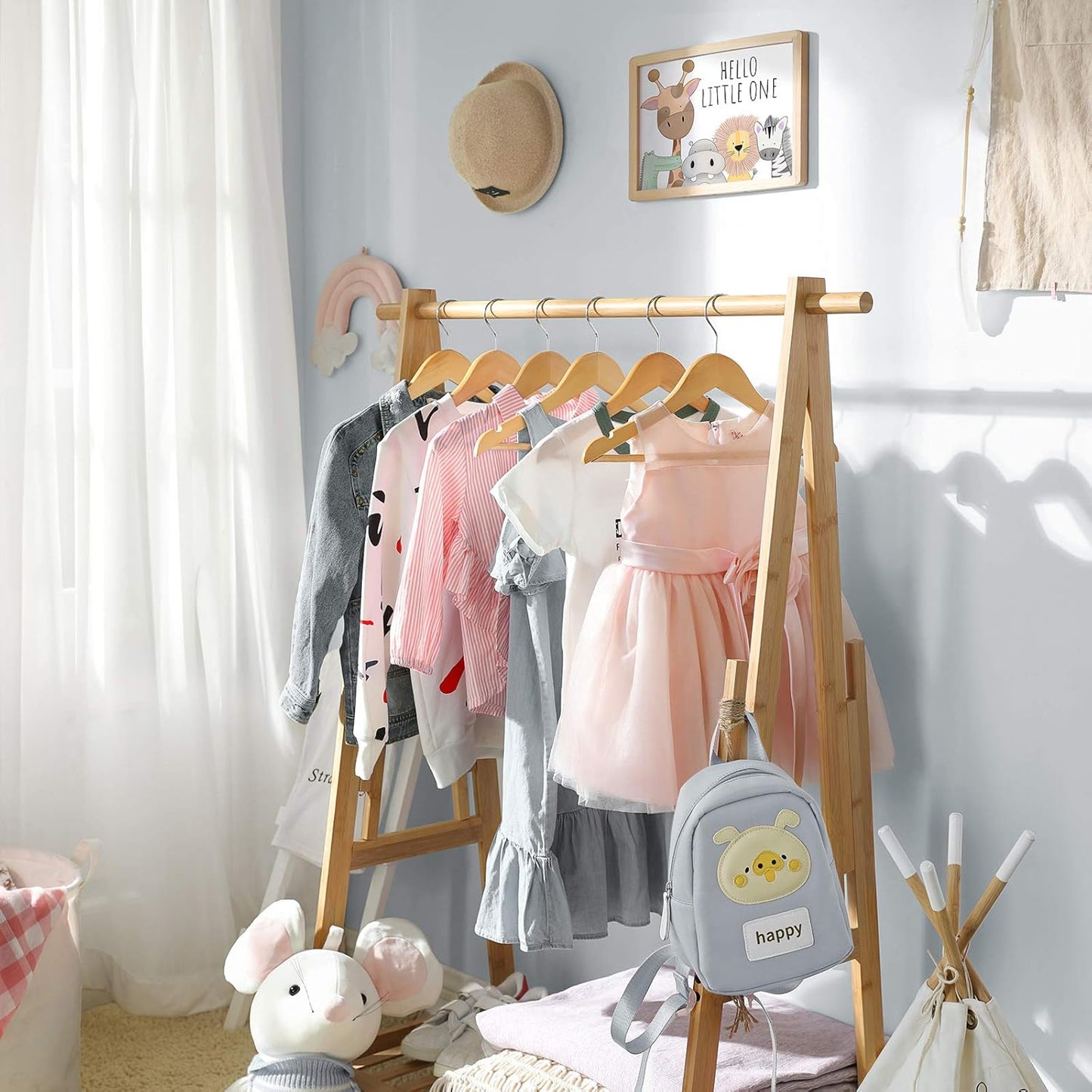 10-teiliges Kinderkleiderbügel-Set mit 360 ° drehbarer Haken, Holzfarben
