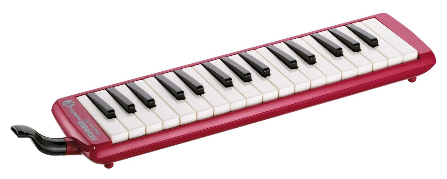 Student 32 Melodica