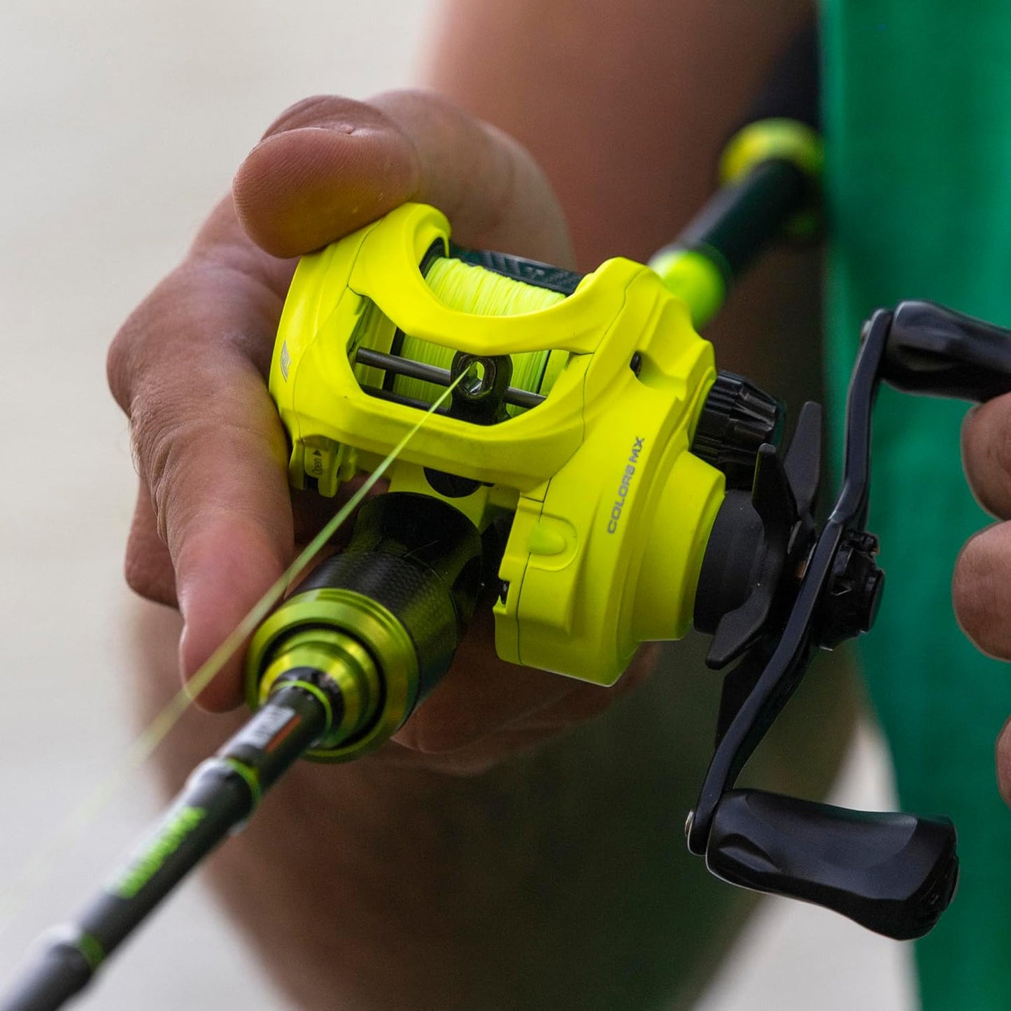 Colors MX Baitcasting Angelset für Raubfische, 213 cm |10-50g