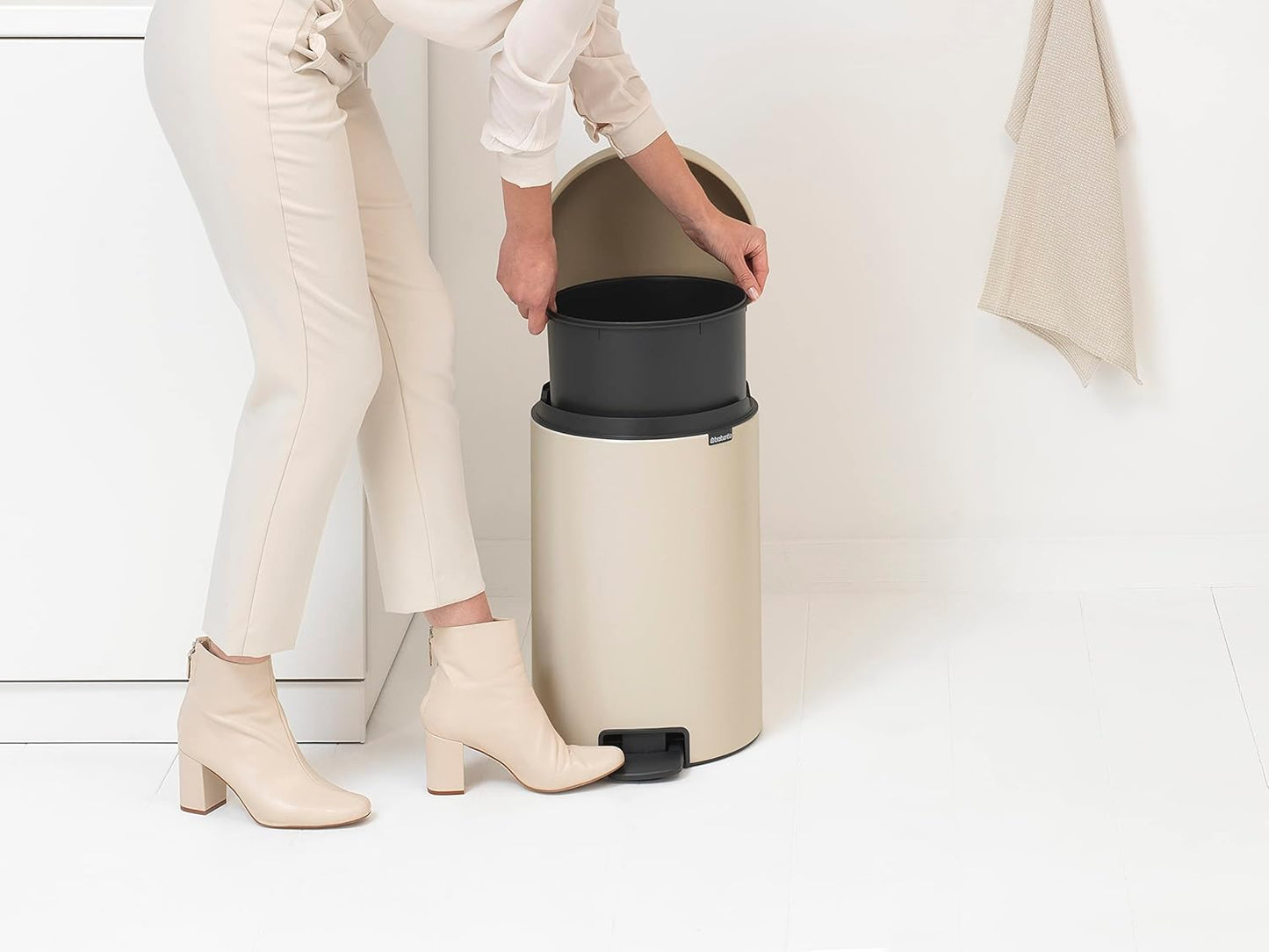 NewIcon Treteimer, 20 Liter Soft Beige
