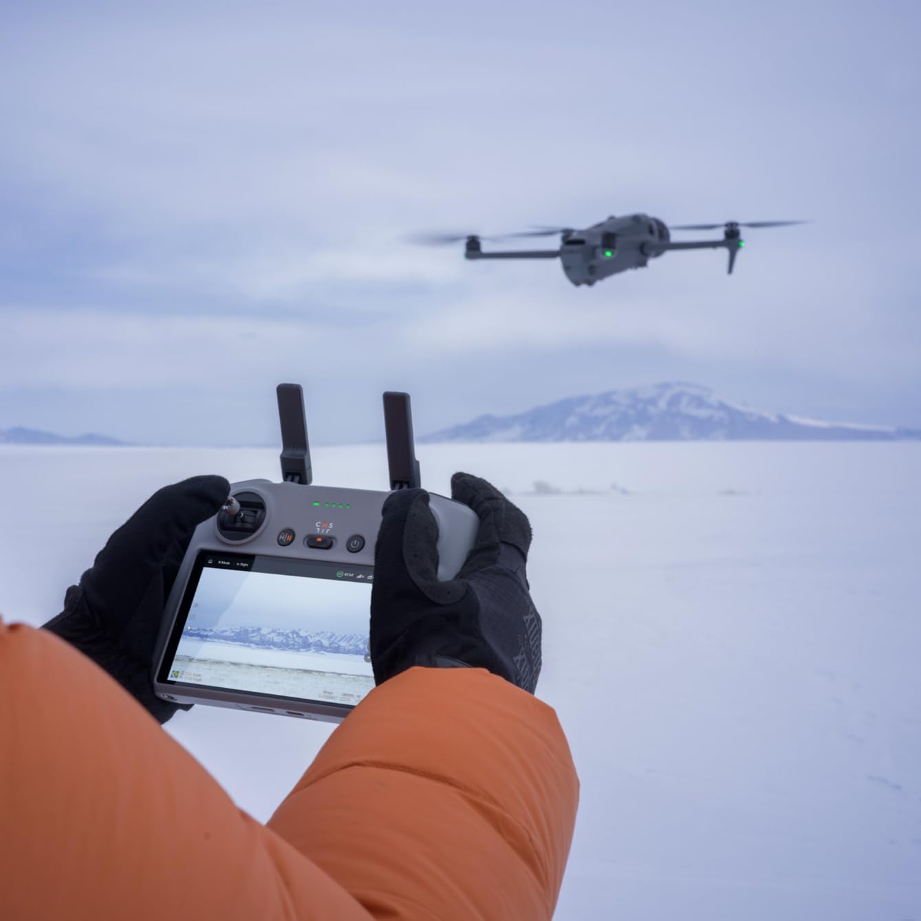 Mavic 4 Pro, DJI Mavic 4 Pro (DJI RC 2)