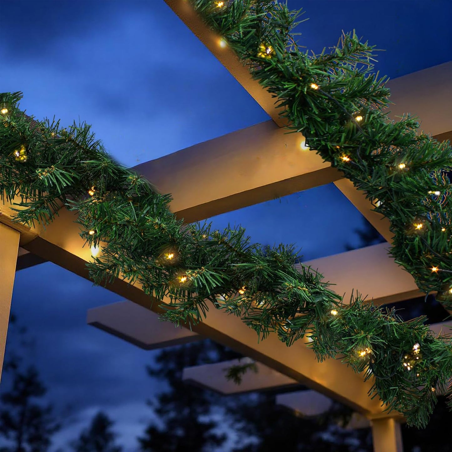 Weihnachtsgirlande mit LED Lichterkette und Timer, 540 cm / Batterie