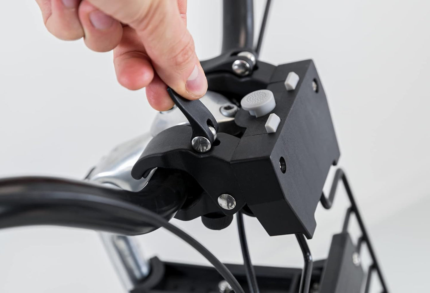 Fronthalter für Velokorb