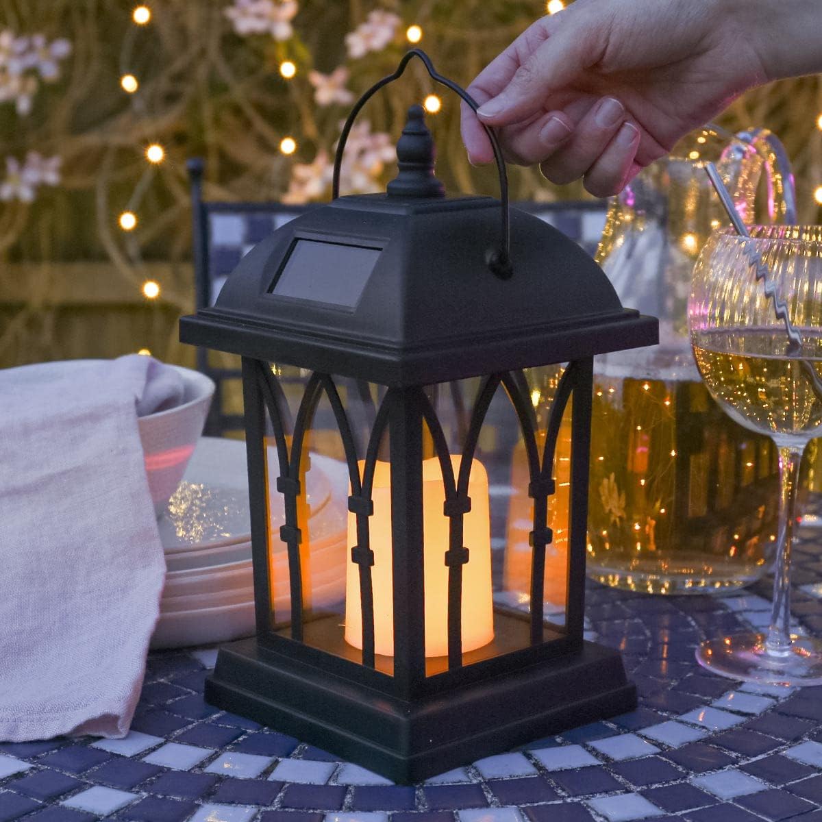 Solar-Gartenlaterne mit LED Flacker-Effekt, 27 cm